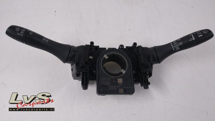 Nissan Qashqai Steering column stalk