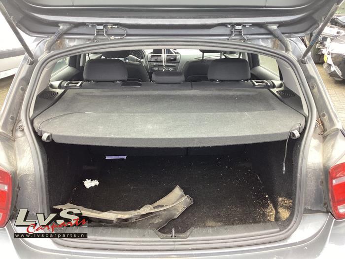 BMW 1-Série Plage arrière