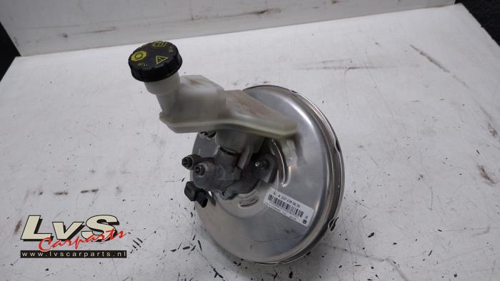 Mercedes B-Klasse Bremskraftverstärker