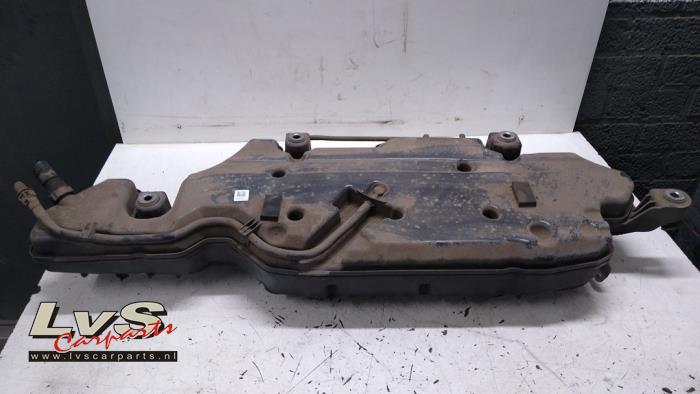 Mercedes B-Klasse Adblue Tank