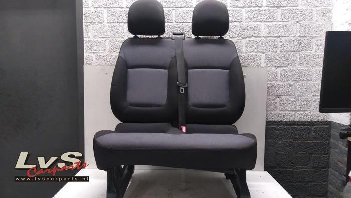 Opel Vivaro Banquette avant droit