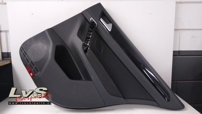 Volkswagen Golf Sportsvan Türverkleidung 4-türig rechts hinten