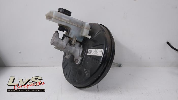 Volkswagen Golf Sportsvan Brake servo