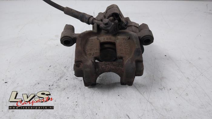 Volkswagen Golf Sportsvan Rear brake calliper, left