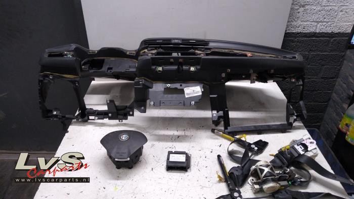 Alfa Romeo Giulietta Airbag-Set + Armaturenbrett