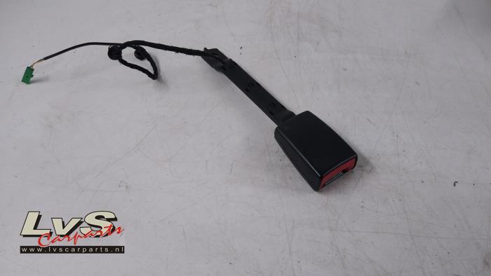 Volkswagen Golf Sportsvan Front seatbelt buckle, left