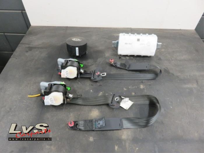 Kia Venga Kit airbag + tableau de bord