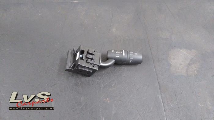 Mazda 2. Commutateur essuie-glace