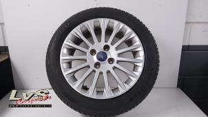 Używane Obrecz + Opona Ford B-Max (JK8) 1.0 EcoBoost 12V 100 Cena € 100,00 Procedura marży oferowane przez LvS Carparts