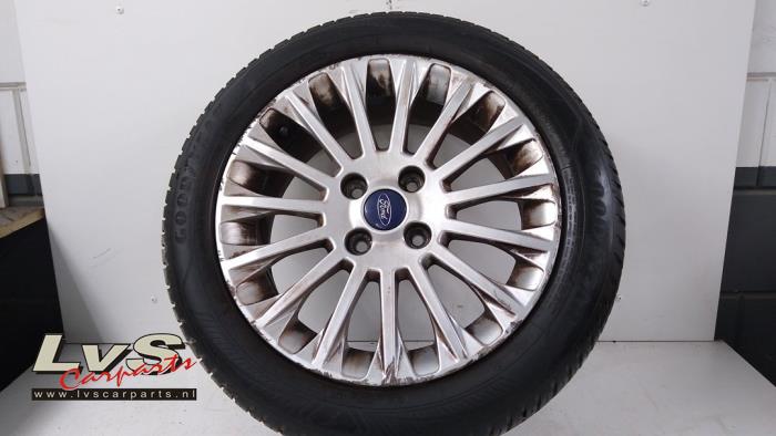 Ford B-Max Wheel + tyre