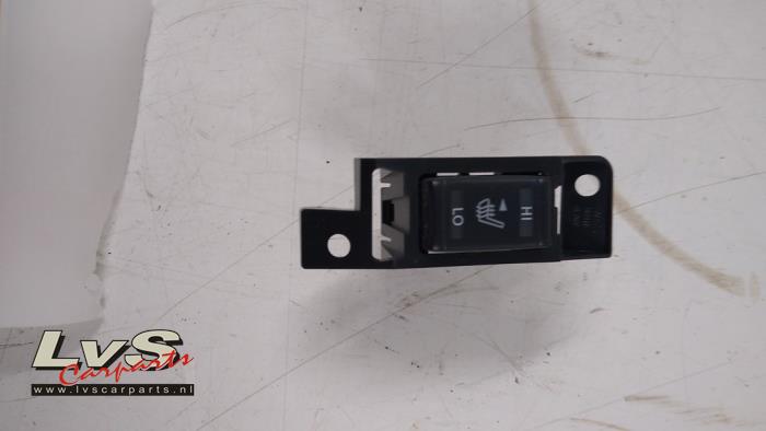 Nissan Qashqai Commutateur chauffage siège