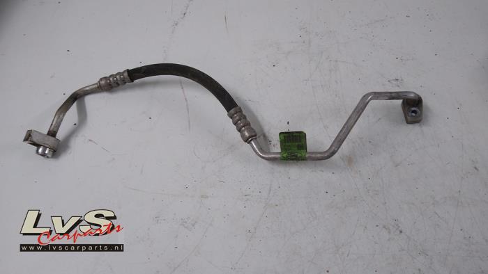 Ford B-Max Air conditioning line