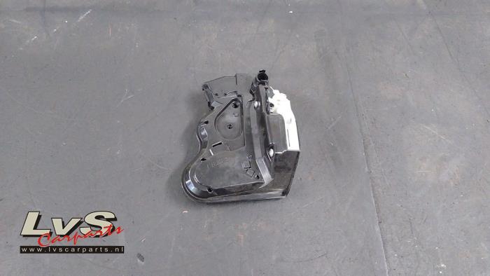 Suzuki Swift Rear door mechanism 4-door, right