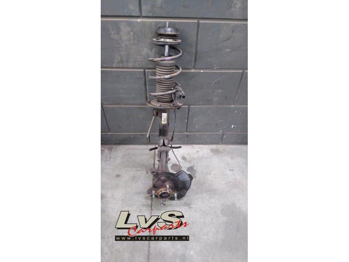 Suzuki Swift Barre amortisseur avant gauche