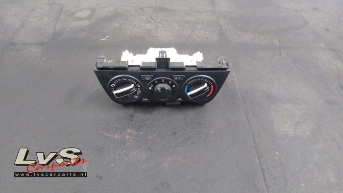 Suzuki Swift Heater control panel