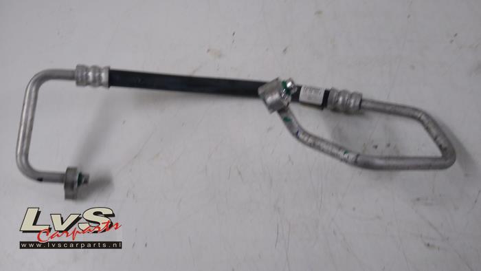 Hyundai I10 Air conditioning line