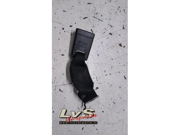 BMW 1-Série Insertion ceinture de sécurité arrière droite