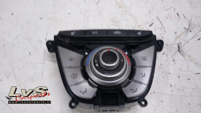 Hyundai IX20 Heater control panel