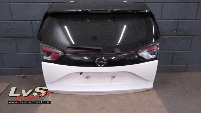 Opel Crossland X Tailgate