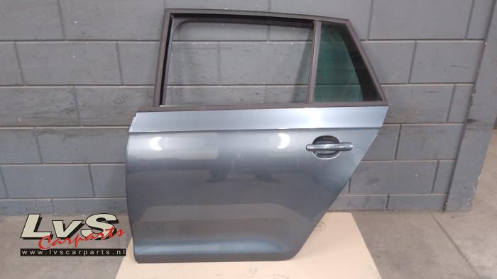Skoda Rapid Rear door 4-door, left