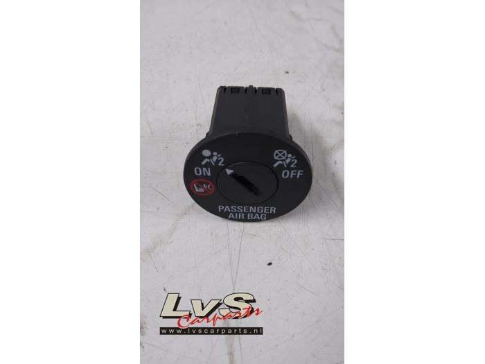 Opel Astra Airbag commutateur