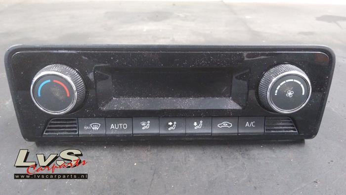 Luftkonditionering, kontrollpanel från en Skoda Fabia III (NJ3) 1.0 12V 2018
