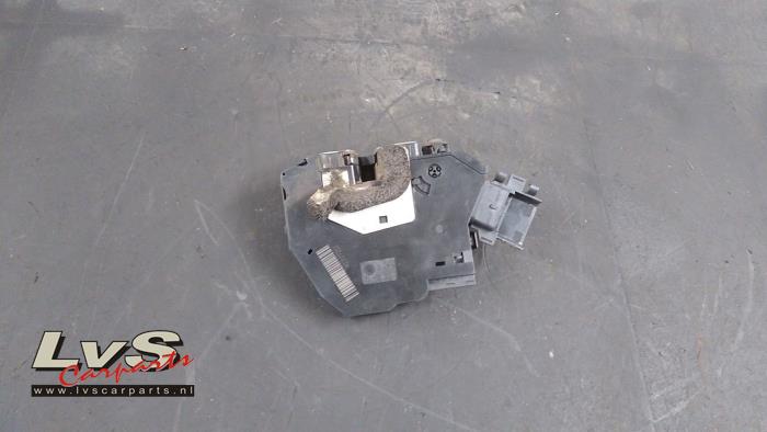 Opel Vivaro Schuifdeur Slotmechaniek rechts