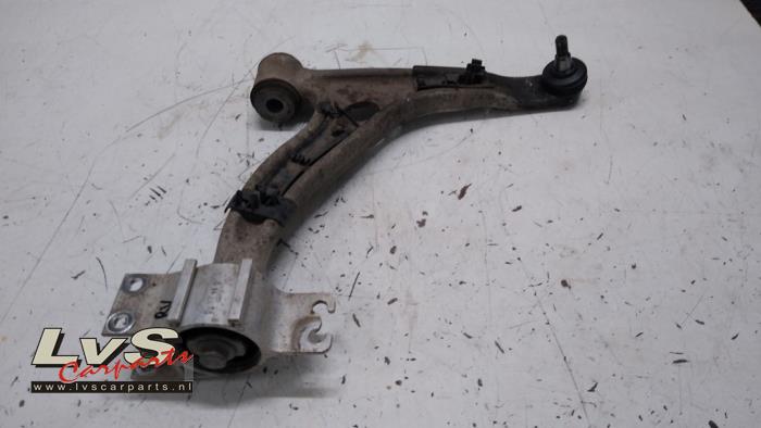 Mercedes A-Klasse Querlenker rechts vorne