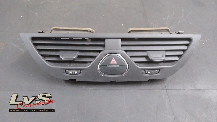 Opel Corsa Dashboard vent