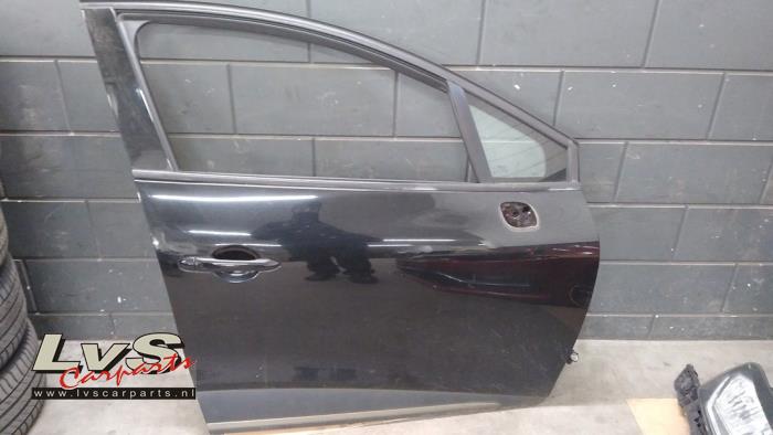 Renault Clio Tür 4-türig rechts vorne