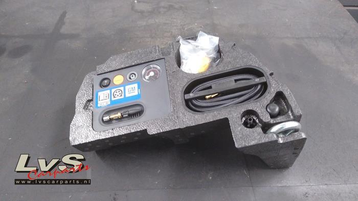 Opel Corsa Reifen Reparaturset
