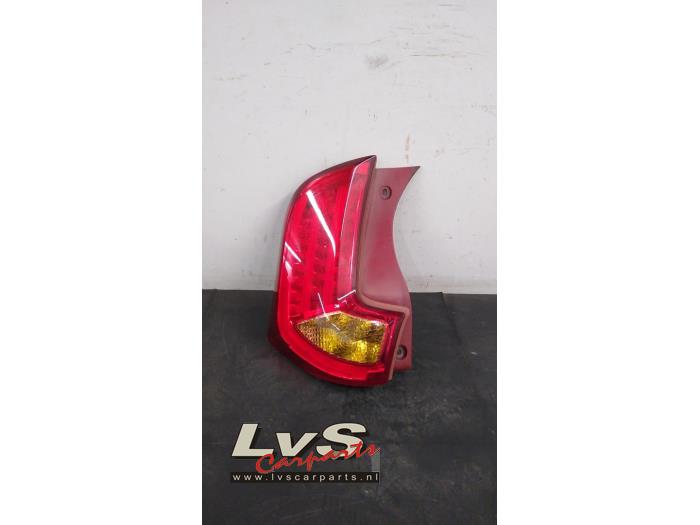 Kia Picanto Feu arrière gauche