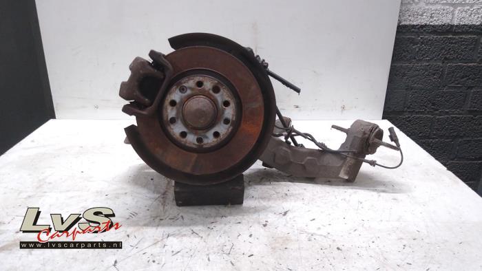 Alfa Romeo Giulietta Knuckle, rear right