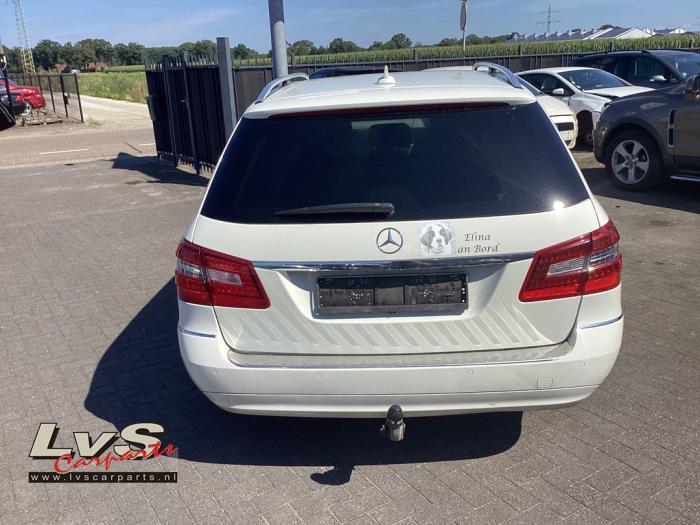 Mercedes E-Klasse Heckklappe