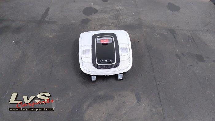 Hyundai I20 Eclairage intérieur avant