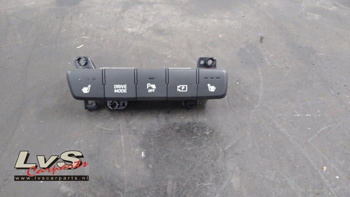 Hyundai I20 Commutateur chauffage siège