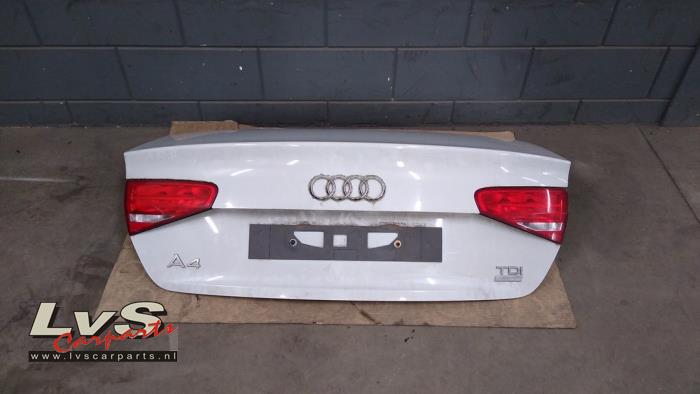 Audi A4 Tailgate