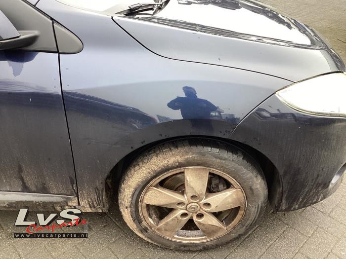 Renault Megane Kotflügel rechts vorne