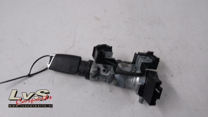 Volkswagen Polo Kontaktslot+Sleutel