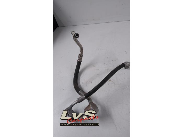 Opel Zafira Air conditioning line