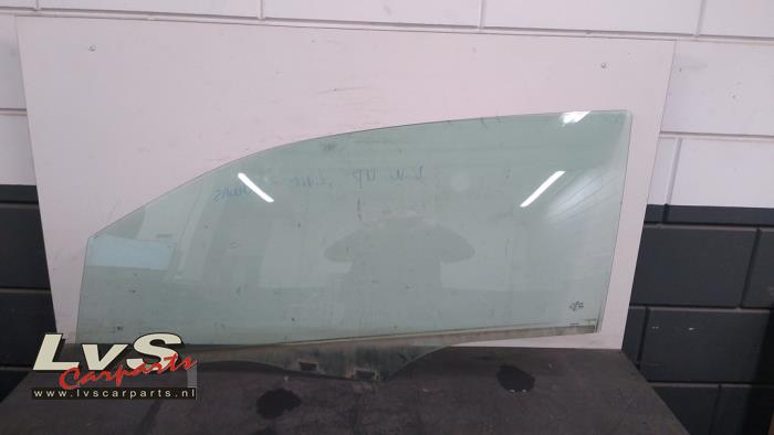 Volkswagen UP Vitre portière 2portes gauche