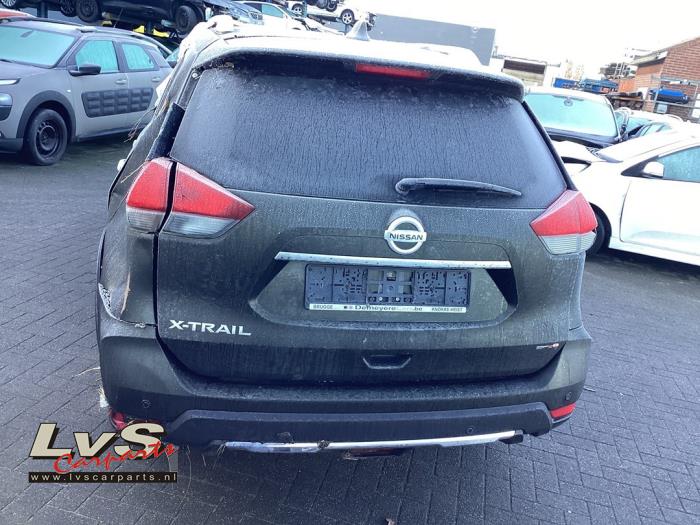 Nissan X-Trail Tailgate