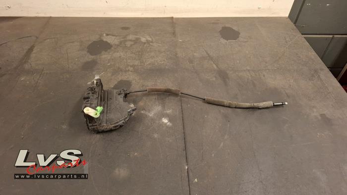 Nissan Micra Türschlossmechanik 4-türig links vorne