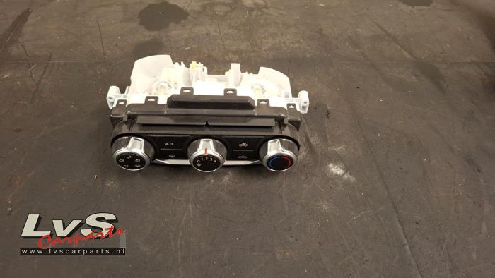 Nissan Micra Panneau de commandes chauffage