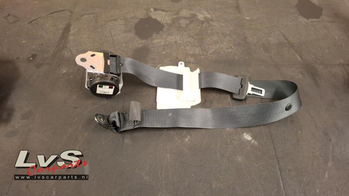 Nissan Micra Ceinture de sécurité arrière centre