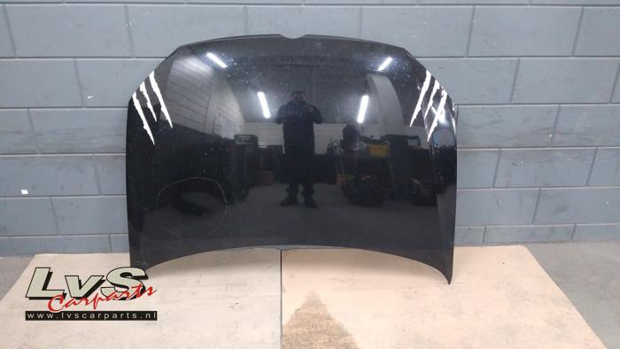 Volkswagen Polo Bonnet