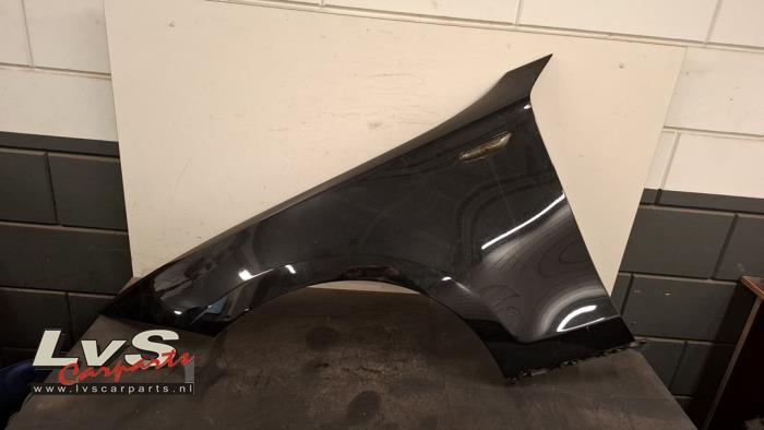 BMW 1-Serie Kotflügel links vorne
