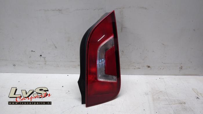 Volkswagen UP Feu arrière droit