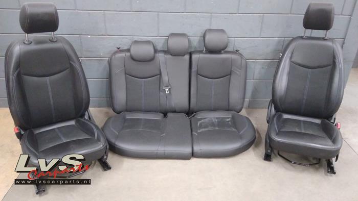 Opel Karl Kit revêtement (complet)