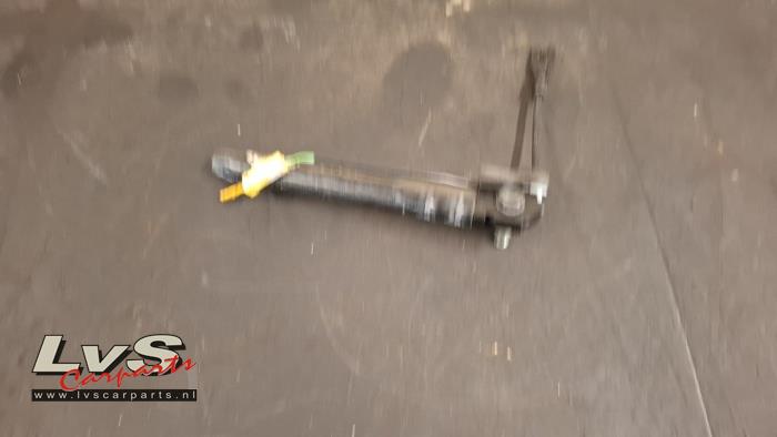 Fiat 500 Tendeur de ceinture droit